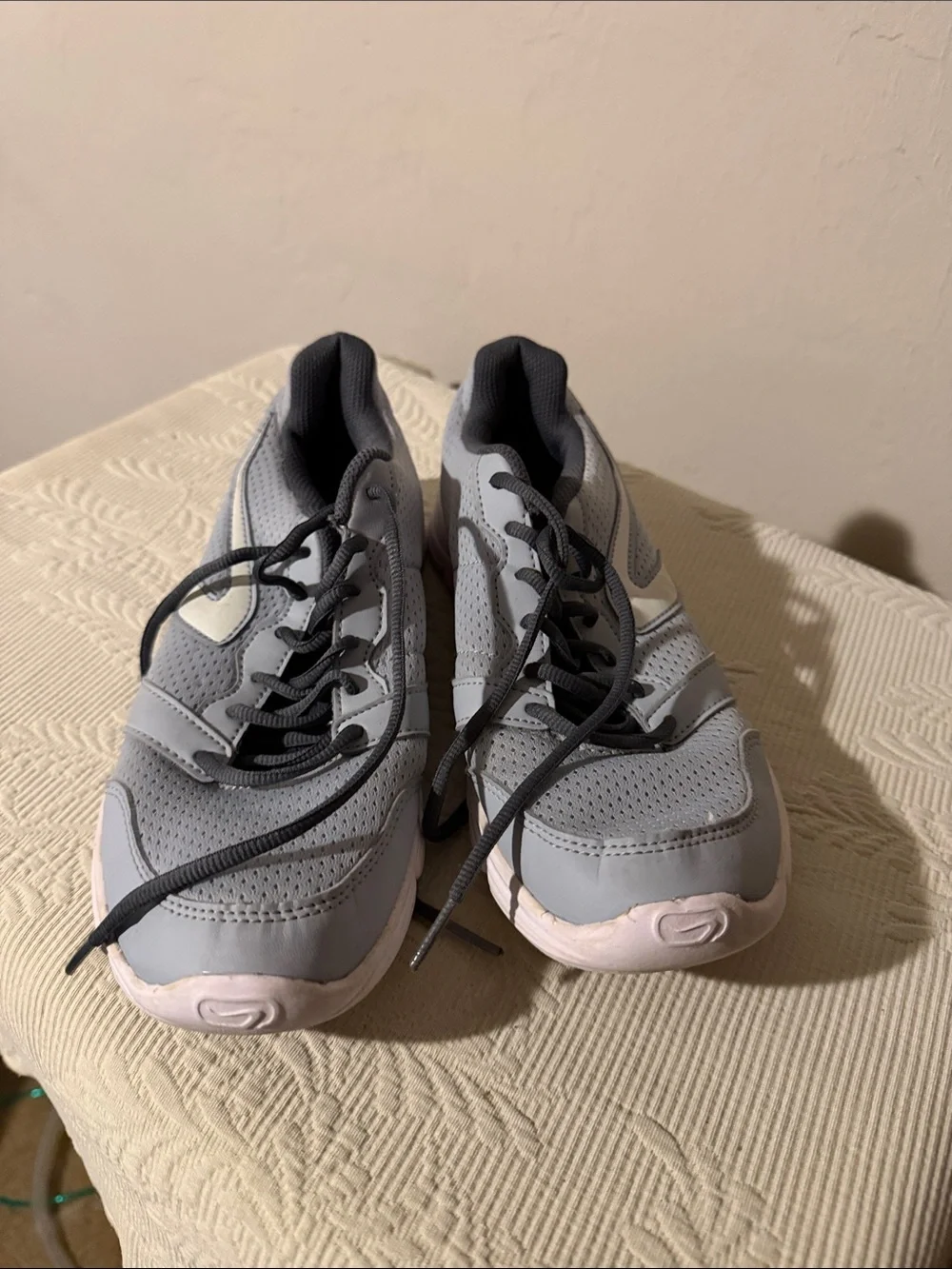 Women's Gray Mesh Lace-Up Sneakers - Lightweight Everyday Comfort